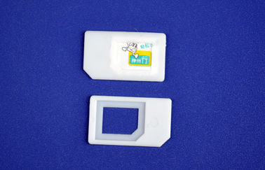 正常な SIM のアダプターへのマイクロ