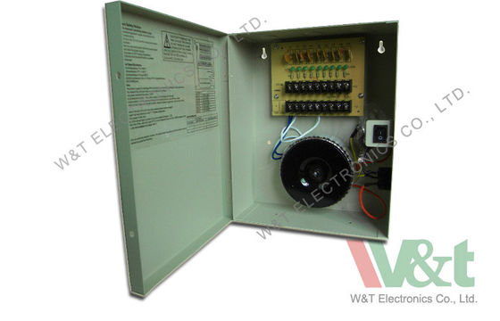24V 4A 96W の 8 チャネルが付いている CCTV のカメラのための線形調整された電源