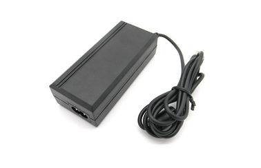 現在/一定した流れ 5.5x2.1mm 上の DC電源のアダプターへの 12V 2A AC