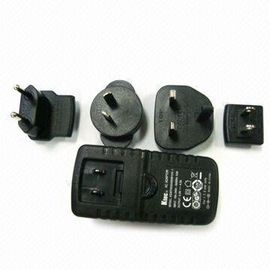 24.0V への 3.0 の旅行力のアダプターは電圧を出力しました