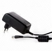 11.4V-12.6V の流れ: サージ 5KV および CEC V が付いている 5mA-2A KTEC AC アダプターの Miniwatts の電源