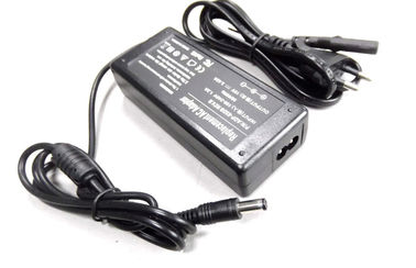 エイサーのための高い Efficency の取り替えのラップトップ力のアダプター DC19V 5.5x2.1mm
