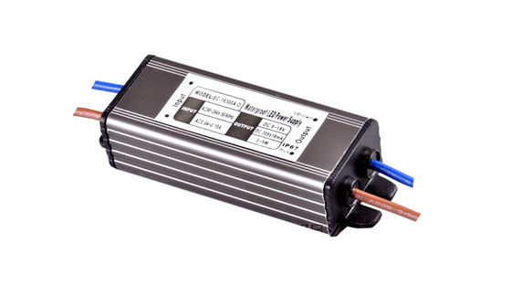 フル レンジ 90V - 264V AC LED のための一定した流れ 300mA LED の運転者 12.6W はライトを育てます