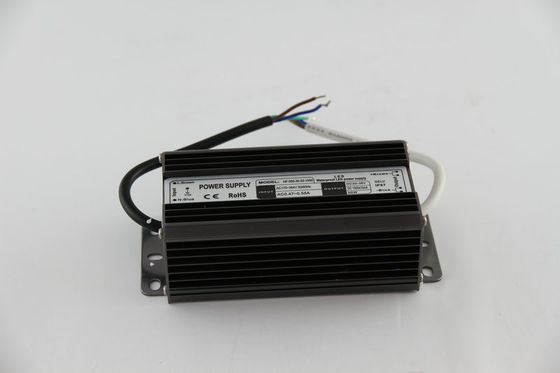1500mA 50 ワットの黒の一定した流れ LED の運転者のプラスチック ケース、36V LED の運転者の電源