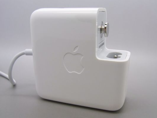 Apple 14.5v のラップトップ MB283LL/A-00 のための元の 45W 交流電力のアダプターの充電器