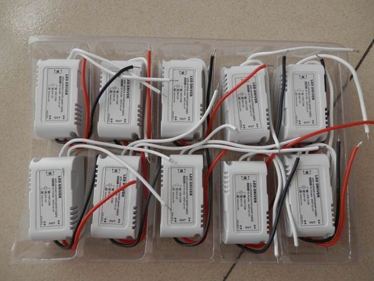 1A 150ma の普遍的な AC 入力が付いている一定した流れ LED の運転者 10W