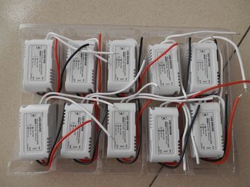 洪水ライト 10W 一定した流れ LED の運転者、10 ワット LED の切換えの電源