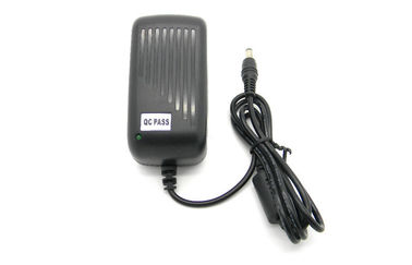 AC100-240V の壁の台紙力のアダプター