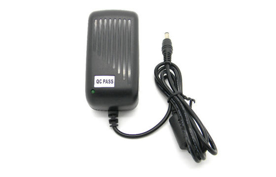 切換え力のアダプター12V 5v 1A 2A AC100-240Vの電源