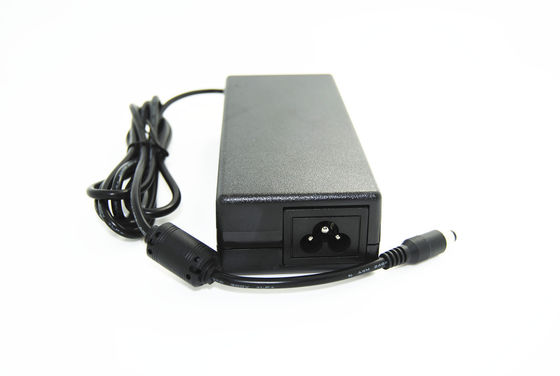 IEC/EN60950 Lenovo AC ラップトップ力のアダプター、3 ピン 90W 15V DC 6A の出力