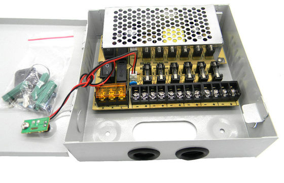 高い Efficency CCTV の電源 AC100-240V 6 チャネル、EN55022 クラス B