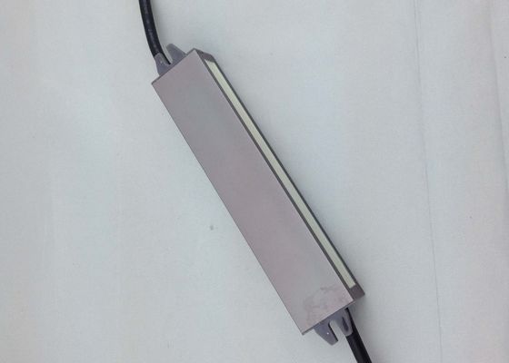 10W DC12V 0.83A の屋外ランプのための一定した電圧 LED DC12V 電源